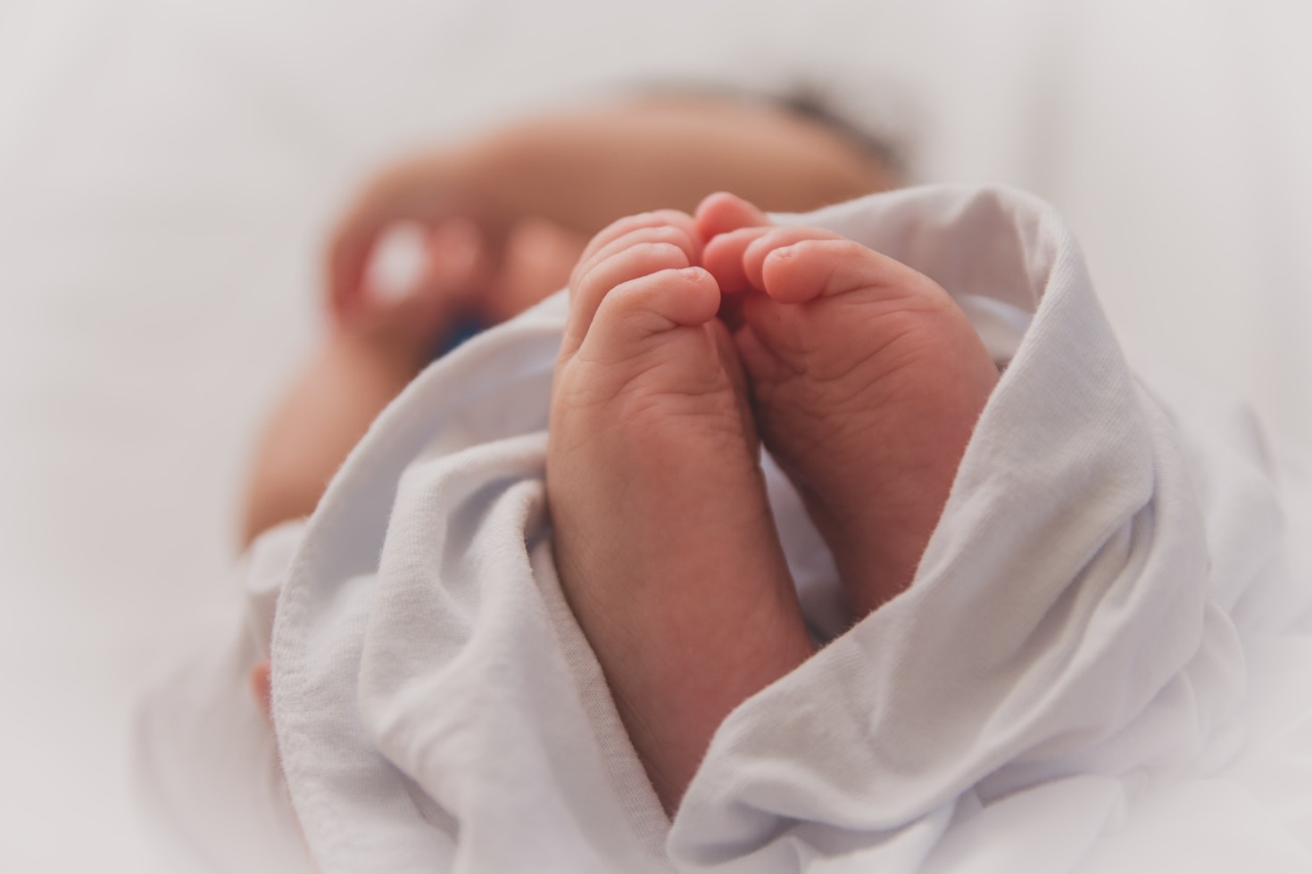 Navigating Childbirth with Confidence and Expert Assistance